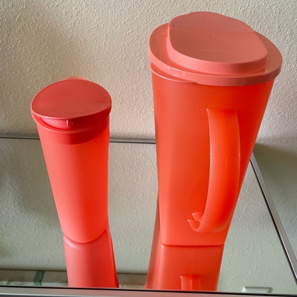 Tupperware Two jars with lids - Picture 3 of 10